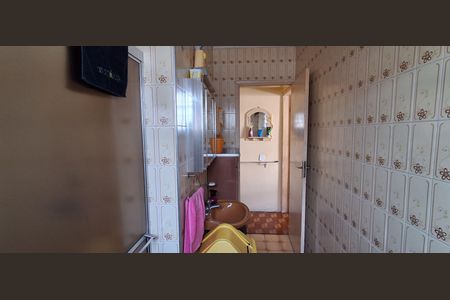 Casa à venda com 222m², 3 quartos e 3 vagas Casa à venda com 222m², 3 quartos e 3 vagasBanheiro Suíte