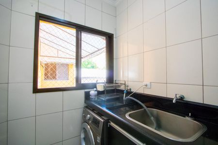 Apartamento à venda com 64m², 2 quartos e 1 vaga Apartamento à venda com 64m², 2 quartos e 1 vagaÁrea serviço