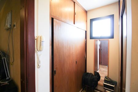 Apartamento à venda com 206m², 3 quartos e 3 vagas Apartamento à venda com 206m², 3 quartos e 3 vagasCloset da suíte 1