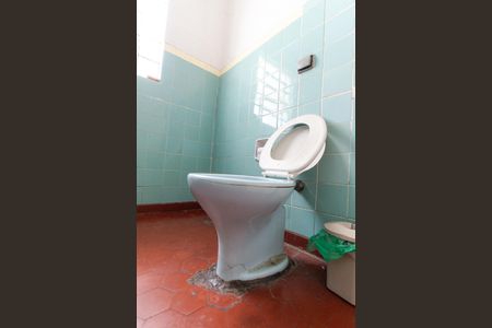 Casa à venda com 800m², 4 quartos e sem vagaCasa 1 - Banheiro