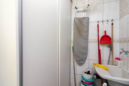 Apartamento à venda com 60m², 2 quartos e 1 vagaÁrea de Serviço