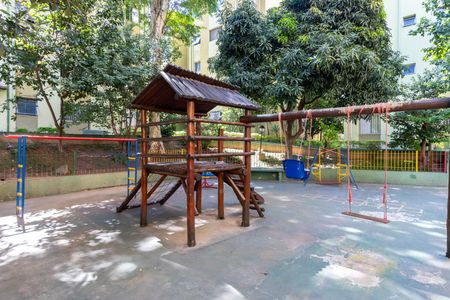 Apartamento à venda com 60m², 2 quartos e 1 vagaÁrea comum - Playground