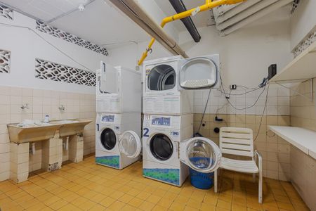 Apartamento para alugar com 80m², 2 quartos e 2 vagasLavanderia