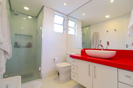 Apartamento à venda com 100m², 3 quartos e 1 vagaBanheiro da Suíte