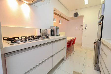 Apartamento à venda com 100m², 3 quartos e 1 vagaCozinha