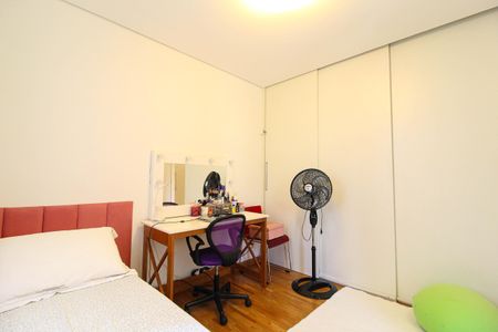 Apartamento à venda com 100m², 3 quartos e 1 vagaQuarto 2