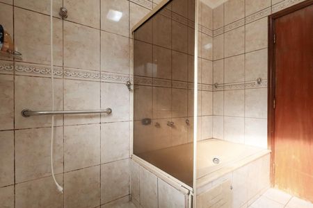 Casa à venda com 189m², 5 quartos e 4 vagasBanheiro Suíte