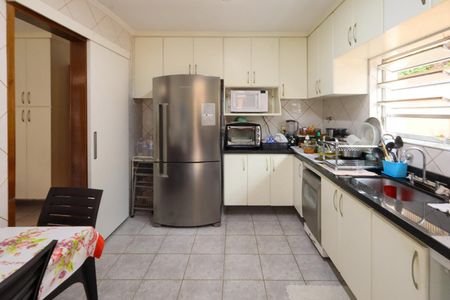 Casa à venda com 189m², 5 quartos e 4 vagasCozinha - ambiente 1