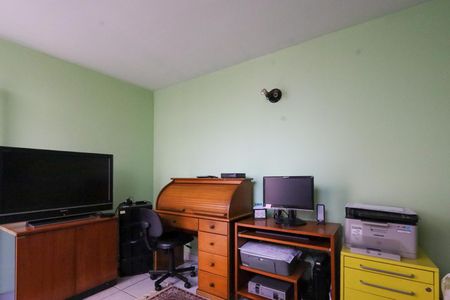 Casa à venda com 189m², 5 quartos e 4 vagasEscritório