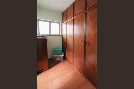 Casa à venda com 189m², 5 quartos e 4 vagasSuíte