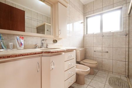 Casa à venda com 189m², 5 quartos e 4 vagasBanheiro Suíte