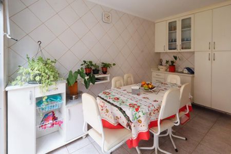 Casa à venda com 189m², 5 quartos e 4 vagasCozinha - ambiente 2