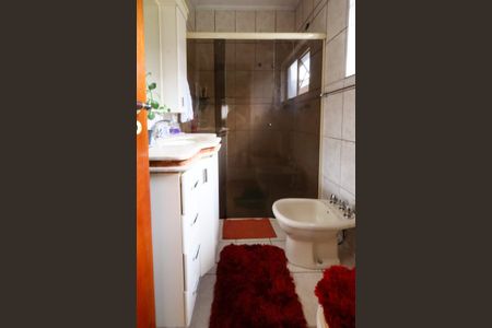 Casa à venda com 189m², 5 quartos e 4 vagasBanheiro Social