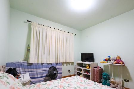 Casa à venda com 189m², 5 quartos e 4 vagasQuarto 2