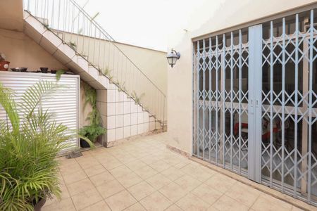 Casa à venda com 189m², 5 quartos e 4 vagasQuintal - Área de serviço