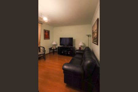 Casa à venda com 189m², 5 quartos e 4 vagasSala de estar