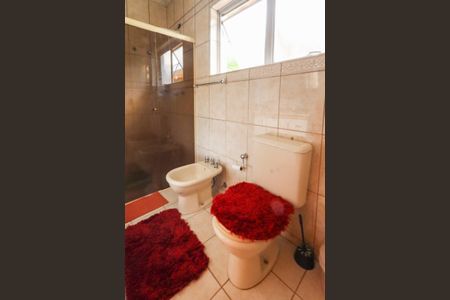 Casa à venda com 189m², 5 quartos e 4 vagasBanheiro Social