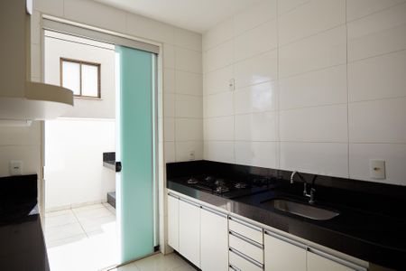 Apartamento à venda com 115m², 3 quartos e 2 vagas Apartamento à venda com 115m², 3 quartos e 2 vagasCozinha