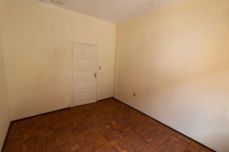 Casa à venda com 268m², 3 quartos e 3 vagas Casa à venda com 268m², 3 quartos e 3 vagasQUARTO 1