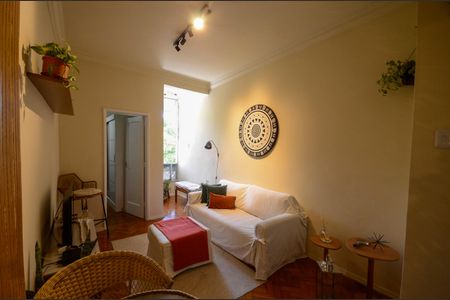 Apartamento à venda com 68m², 2 quartos e sem vaga Apartamento à venda com 68m², 2 quartos e sem vagaSala