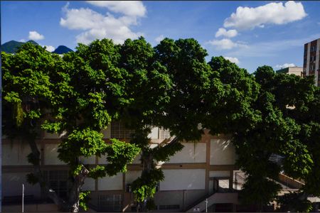 Apartamento à venda com 68m², 2 quartos e sem vaga Apartamento à venda com 68m², 2 quartos e sem vagaSala - Vista