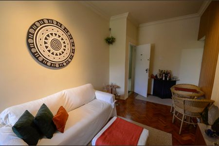 Apartamento à venda com 68m², 2 quartos e sem vaga Apartamento à venda com 68m², 2 quartos e sem vagaSala