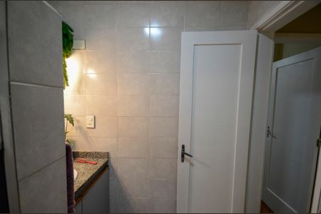 Apartamento à venda com 68m², 2 quartos e sem vaga Apartamento à venda com 68m², 2 quartos e sem vagaBanheiro