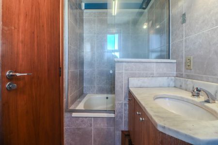 Apartamento à venda com 206m², 4 quartos e 2 vagasBanheiro Social 2 - Cobertura