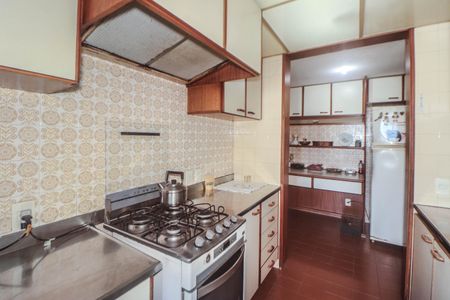 Apartamento à venda com 206m², 4 quartos e 2 vagasCozinha