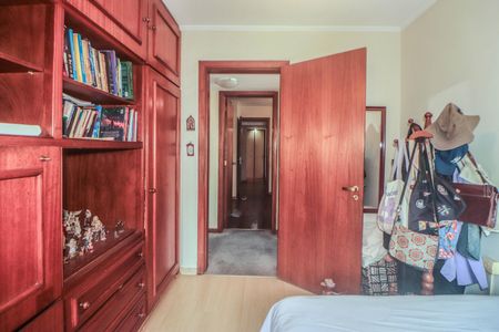 Apartamento à venda com 206m², 4 quartos e 2 vagasQuarto 2