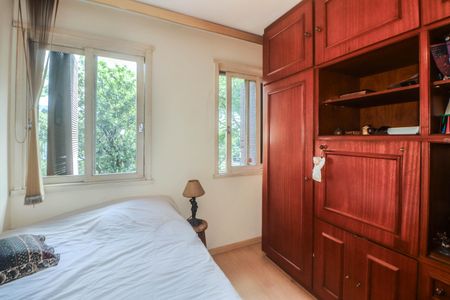 Apartamento à venda com 206m², 4 quartos e 2 vagasQuarto 2