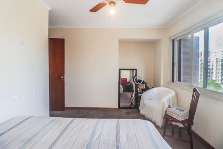 Apartamento à venda com 206m², 4 quartos e 2 vagasQuarto 1