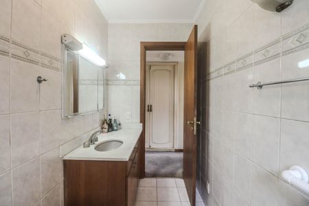 Apartamento à venda com 206m², 4 quartos e 2 vagasBanheiro Social