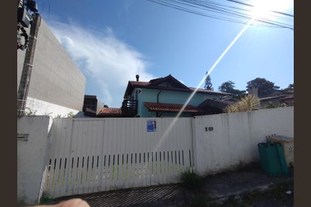 Casa para alugar com 220m², 3 quartos e 4 vagasPlaquinha