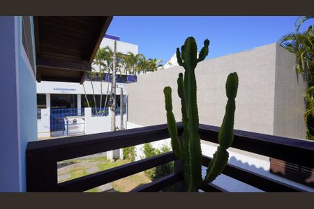 Casa para alugar com 220m², 3 quartos e 4 vagasVaranda da suite