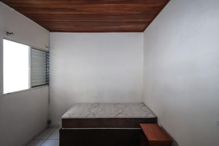 Casa à venda com 140m², 3 quartos e 4 vagasQuarto 2 (Casa 2)