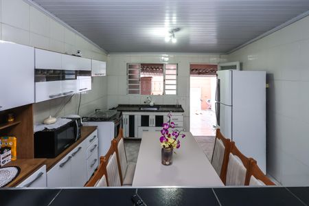Casa à venda com 140m², 3 quartos e 4 vagasCozinha 1 (Casa 1)