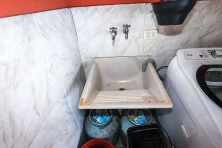 Casa à venda com 140m², 3 quartos e 4 vagasÁrea de Serviço 1 ( Casa 1)