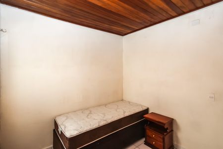 Casa à venda com 140m², 3 quartos e 4 vagasQuarto 2 (Casa 2)