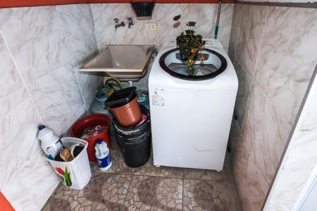 Casa à venda com 140m², 3 quartos e 4 vagasÁrea de Serviço 1 ( Casa 1)