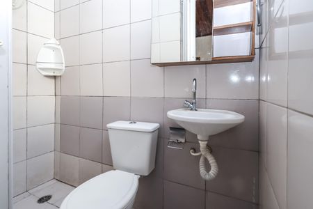 Casa à venda com 140m², 3 quartos e 4 vagasBanheiro 2 ( Casa 2 )