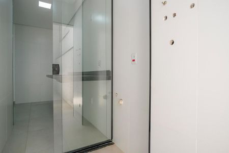 Apartamento à venda com 70m², 3 quartos e 2 vagasÁrea de serviço