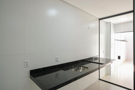 Apartamento à venda com 70m², 3 quartos e 2 vagasCozinha