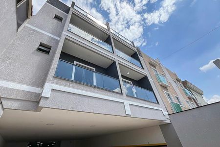 Apartamento à venda com 70m², 3 quartos e 2 vagasFachada + plaquinha