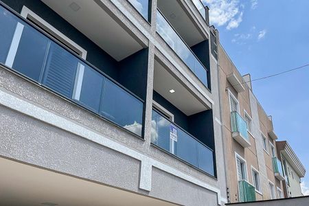 Apartamento à venda com 70m², 3 quartos e 2 vagasFachada + plaquinha