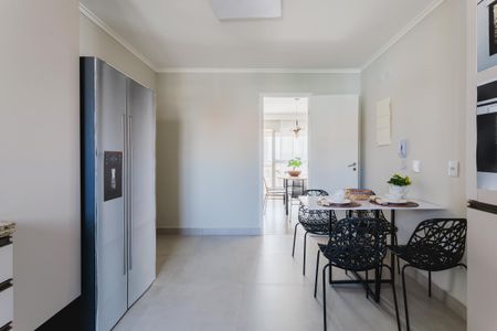 Apartamento para alugar com 124m², 3 quartos e 2 vagasCozinha