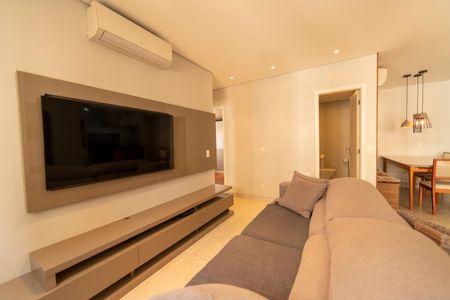 Apartamento para alugar com 82m², 2 quartos e 2 vagas Apartamento para alugar com 82m², 2 quartos e 2 vagasSala de TV