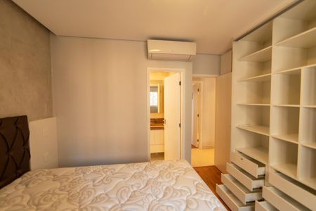 Apartamento para alugar com 82m², 2 quartos e 2 vagas Apartamento para alugar com 82m², 2 quartos e 2 vagasSuíte 1