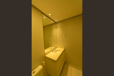 Apartamento para alugar com 82m², 2 quartos e 2 vagas Apartamento para alugar com 82m², 2 quartos e 2 vagasBanheiro da Suíte 2