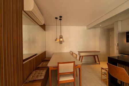 Apartamento para alugar com 82m², 2 quartos e 2 vagas Apartamento para alugar com 82m², 2 quartos e 2 vagasSala de Jantar